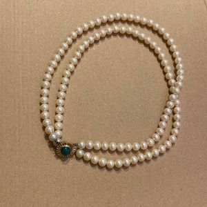 Double Strand faux pearl necklace glass beads gold color clasp green accent 16”